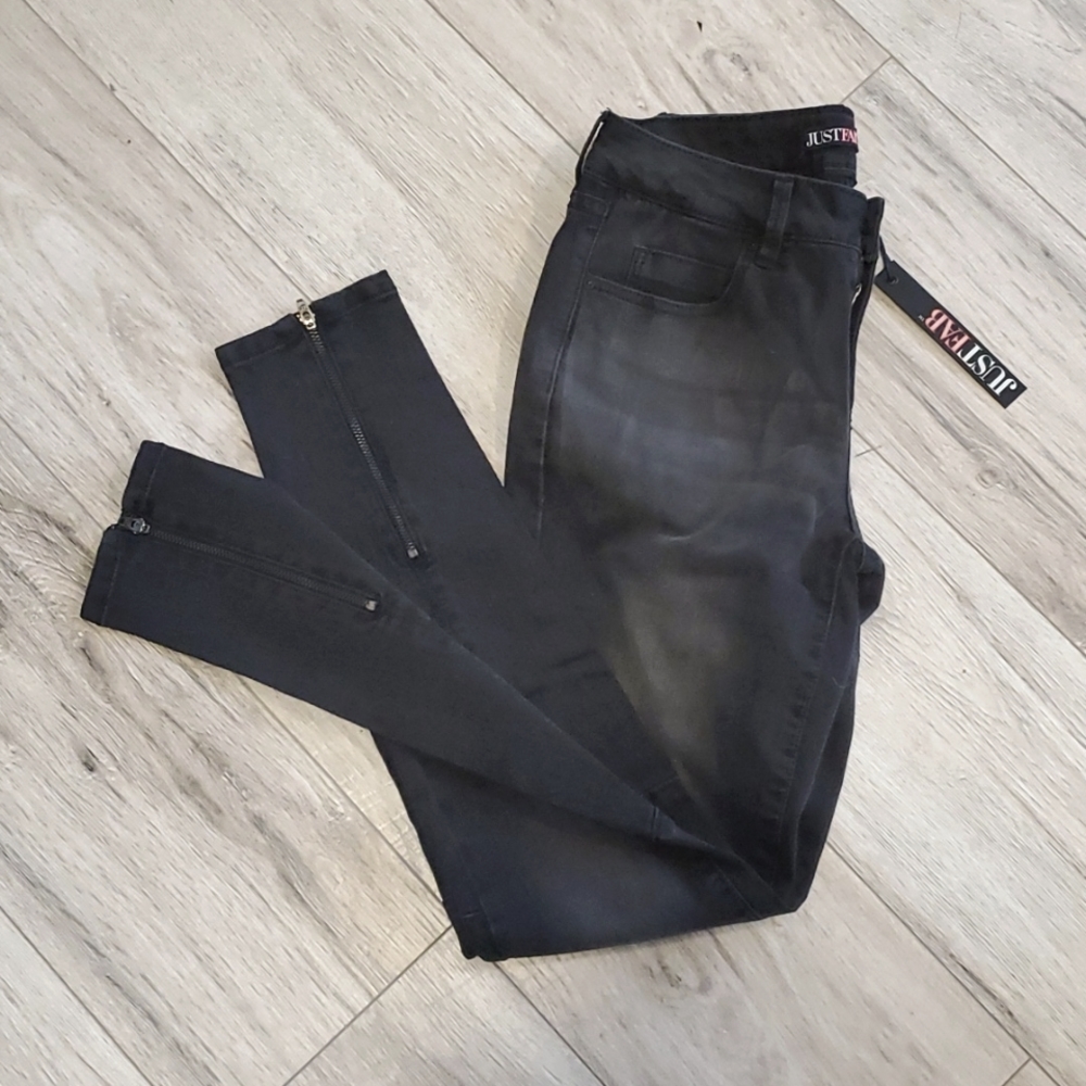 JustFab brand new dark grey jeans
